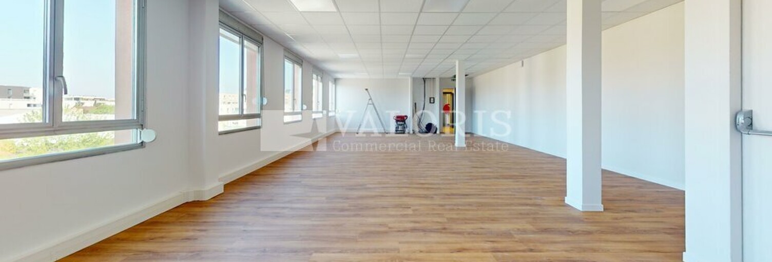 Bureau  112 m² à louer à Décines-Charpieu (69150)