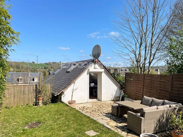 IMMEUBLE DE RAPPORT - DEJA LOUE - MALAUNAY CENTRE - JARDIN — photo du bien