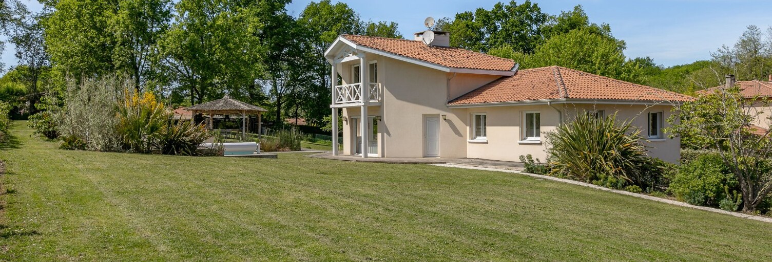 Maison 6 Pièces 150 m² à vendre à Carignan-de-Bordeaux (33360)