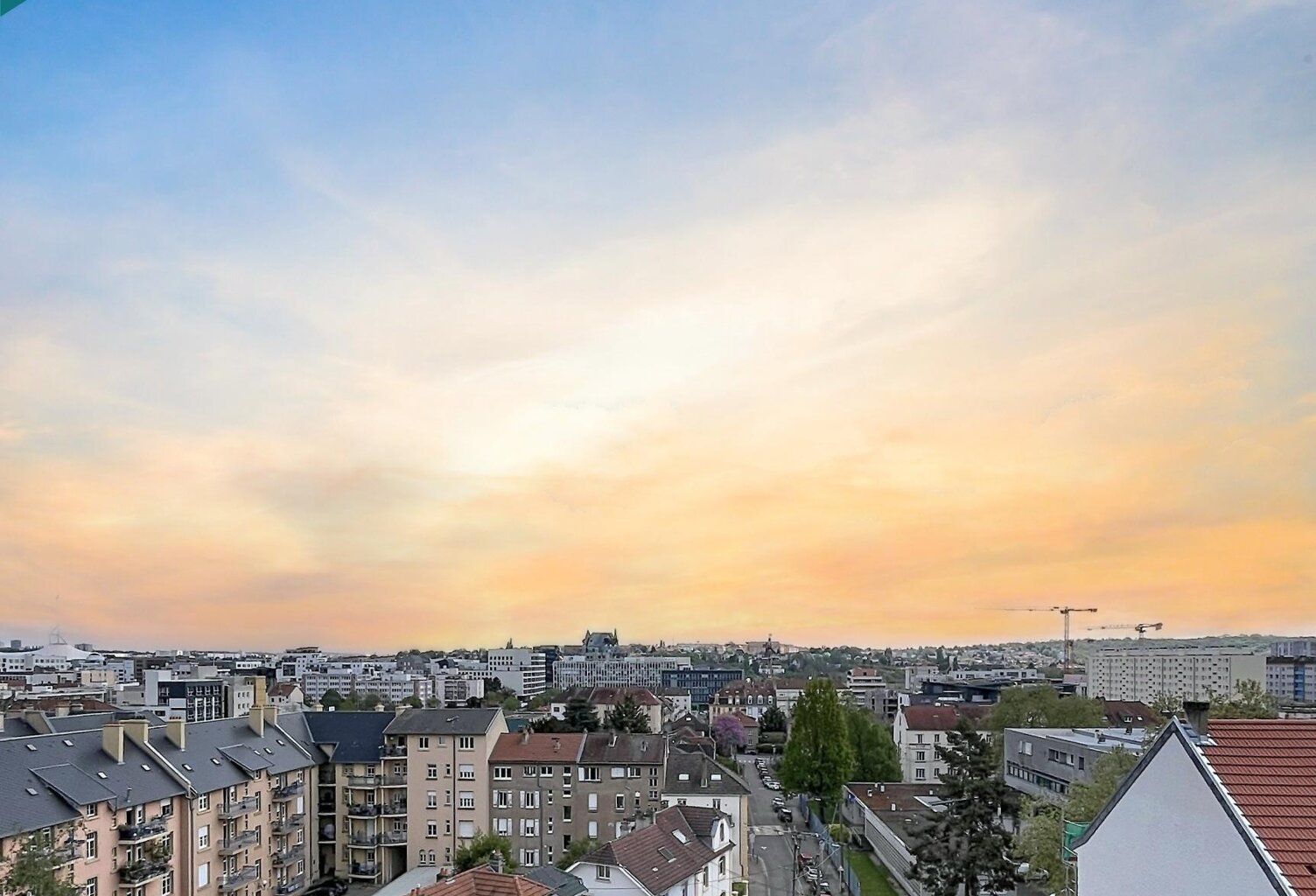 Metz Sablon, dernier étage et parking. Vue imprenable! — photo 1