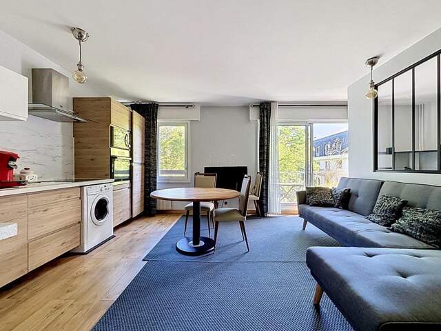 Appartement dans résidence avec piscine et tennis — photo du bien