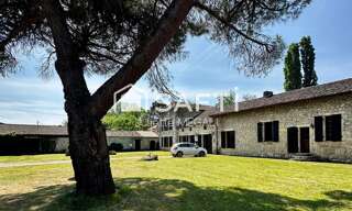 Maison 10 Pièces 367 m² à vendre à Bonneville-et-Saint-Avit-de-Fumadières (24230)