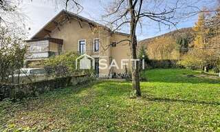 Maison 12 Pièces 250 m² à vendre à Ravilloles (39170)