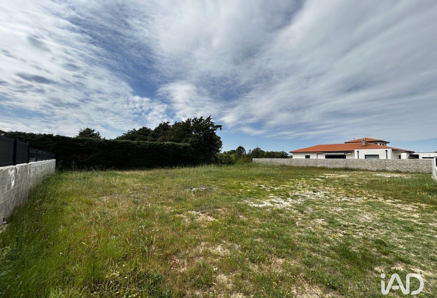 Vente Terrain 698 m&sup2; — photo 1
