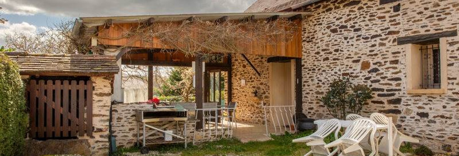 Maison 7 Pièces 195 m² à vendre à Sarlande (24270)