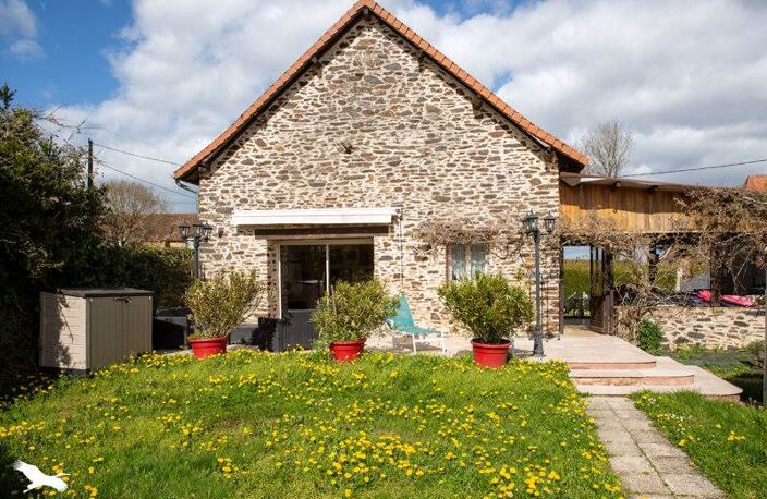 Maison en pierre de 7 pièces principales — photo 3