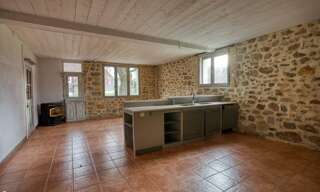 Maison 8 Pièces 225 m² à vendre à Lamothe-Fénelon (46350)
