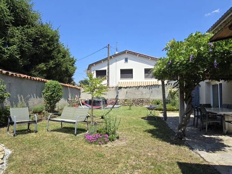 Vente Maison traditionnelle 8 pièces — photo 1