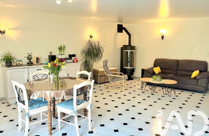 Vente Maison traditionnelle 8 pièces — photo 2