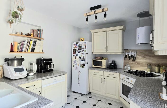 Vente Maison traditionnelle 8 pièces — photo 4
