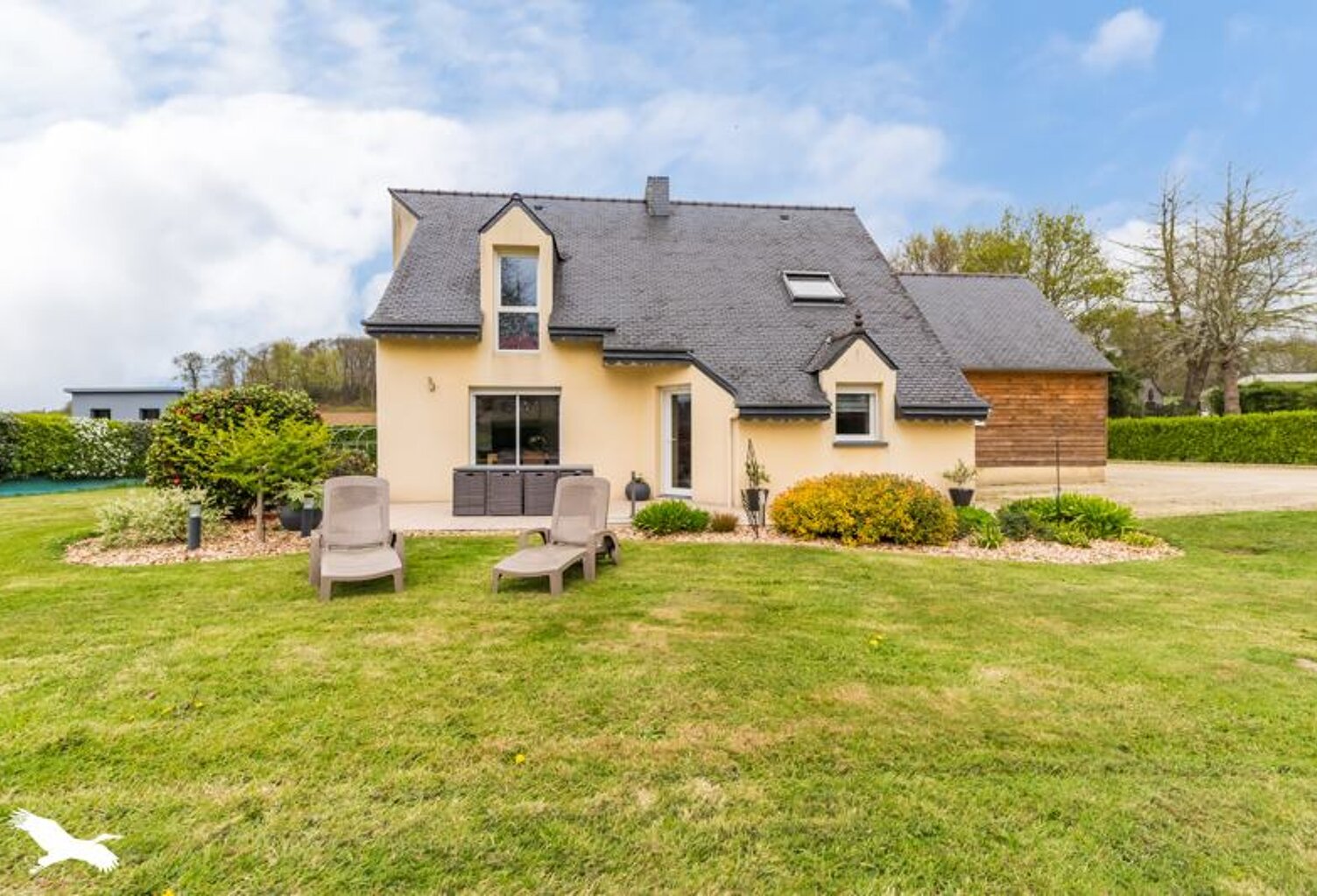 Contemporaine de 6 pièces principales — photo 1