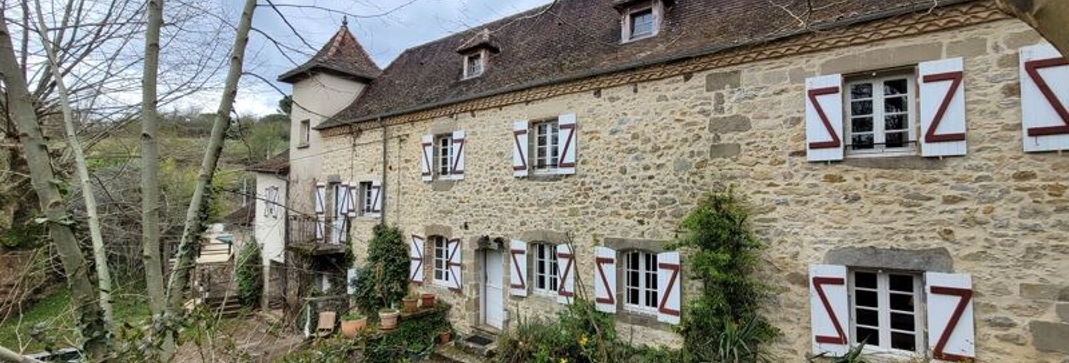 Maison 8 Pièces 236 m² à vendre à Nonards (19120)