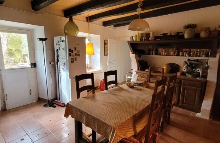 Maison en pierre de 8 pièces principales — photo 2