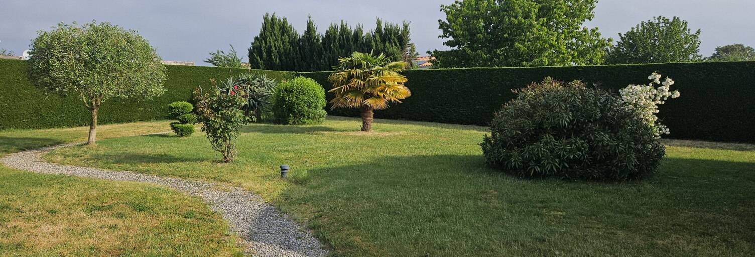 Maison 5 Pièces 124 m² à vendre à Sainte-Gemme (17250)