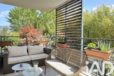 Appartement 3 pièces 252000 €