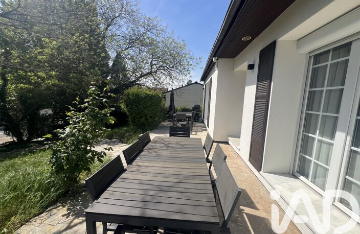 Vente Maison/villa 8 pièces — photo 3