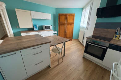 Appartement 3 pièces 860 €