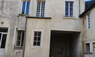 Immeuble  300 m² à vendre à Montval-sur-Loir (72500)