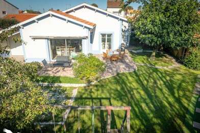 Maison 6 pièces 659610 €