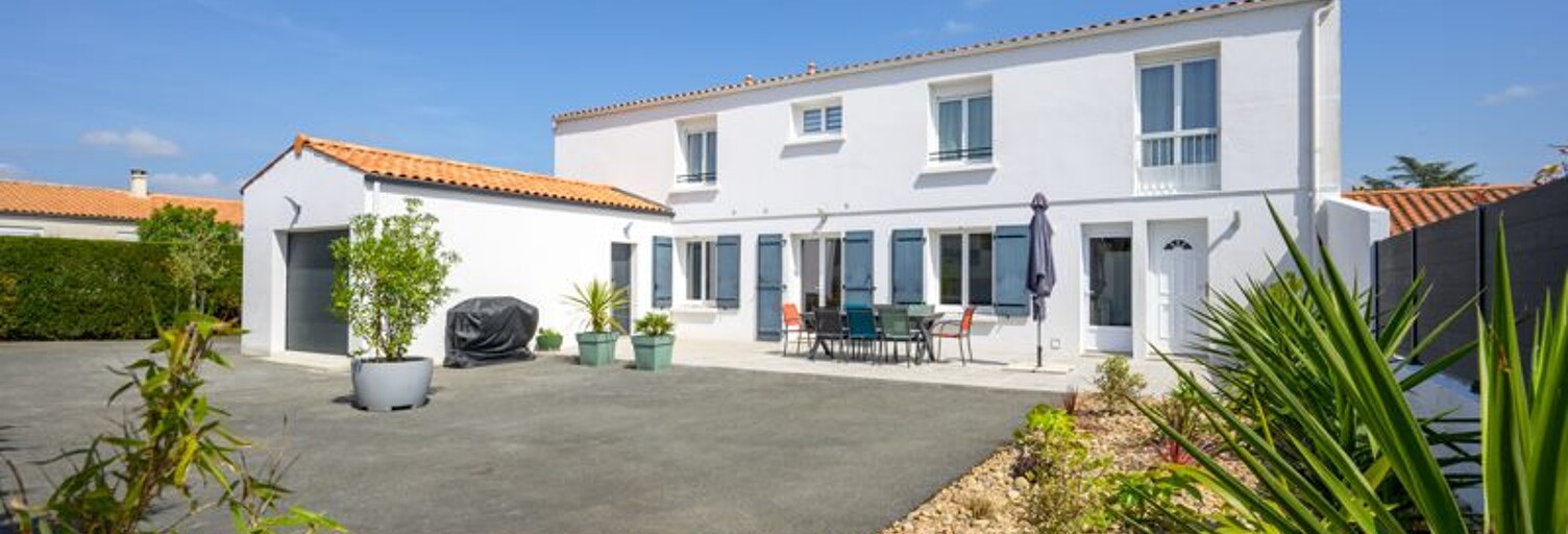 Maison 11 Pièces 243 m² à vendre à Nieul-sur-Mer (17137)
