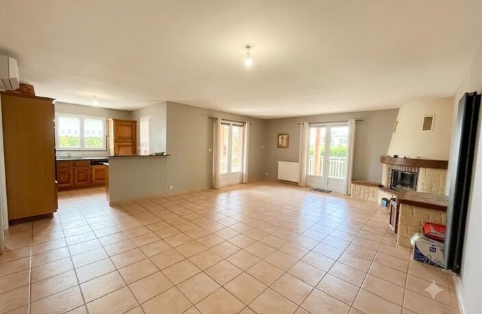 Villa de 6 pièces principales — photo 2