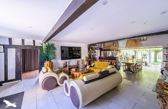 Vente maison 6 pièces 160 m² Ychoux (40160) — photo 2