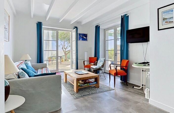 Vente maison 5 pièces 131 m² Rivedoux-Plage (17940) — photo 3