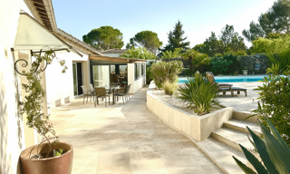 Maison 4 Pièces 198 m² à vendre à Nîmes (30900)