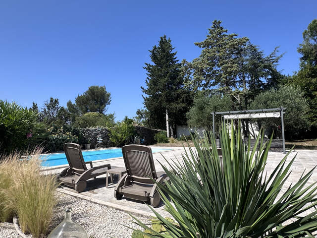 Superbe villa avec piscine au calme dans quartier recherché de NIMES — photo du bien