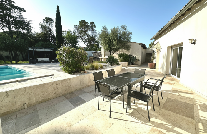 Superbe villa avec piscine au calme dans quartier recherché de NIMES — photo 5