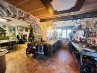 Maison en pierre de 4 pièces principales — photo 2
