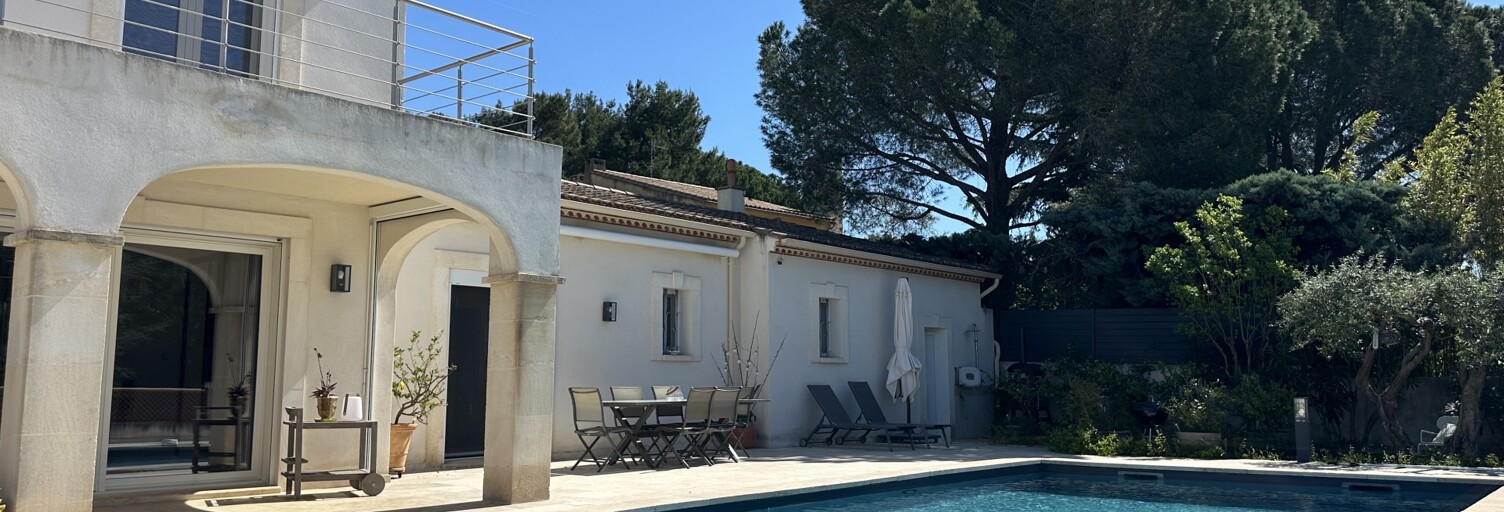 Maison 5 Pièces 250 m² à vendre à Beaucaire (30300)