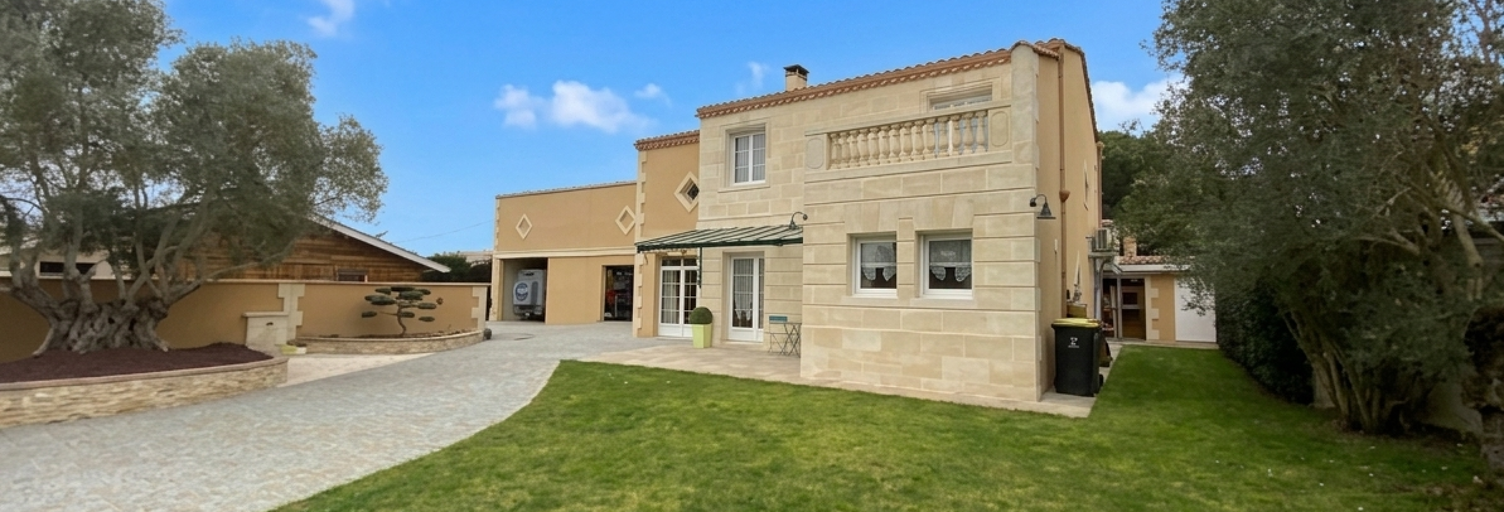 Maison 7 Pièces 230 m² à vendre à Saint-Loubès (33450)