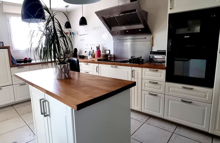 Vente Maison/villa 6 pièces — photo 4