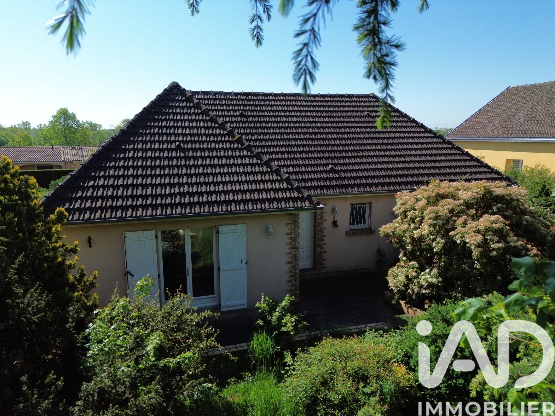 Vente Maison/villa 8 pièces - Photo 2