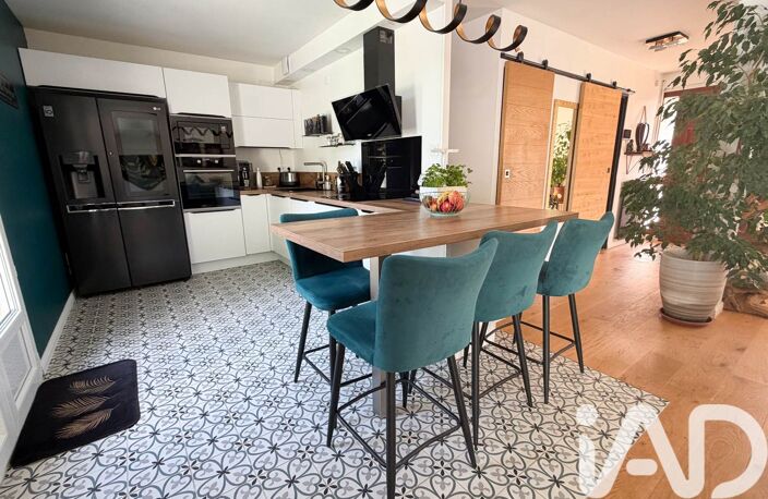 Vente Maison/villa 5 pièces — photo 2