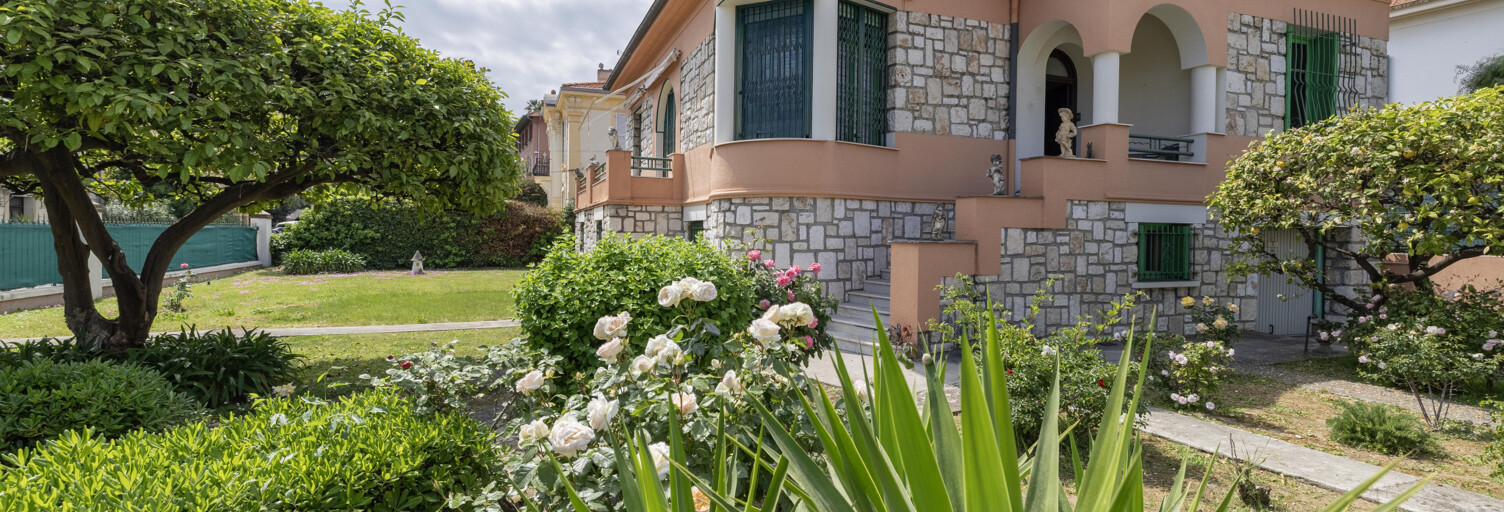 Maison 6 Pièces 200 m² à vendre à Nice (06100)