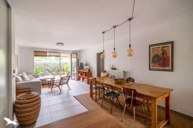 Appartement 3 pièces 234300 €