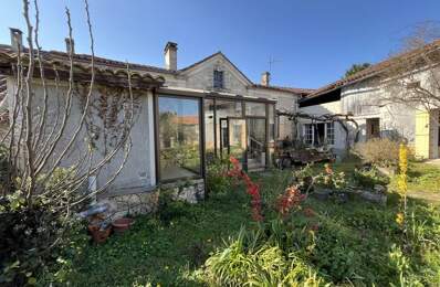 Maison en pierre de 5 pièces principales — photo du bien