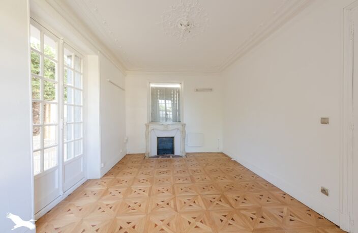 Villa de 11 pièces principales — photo 3