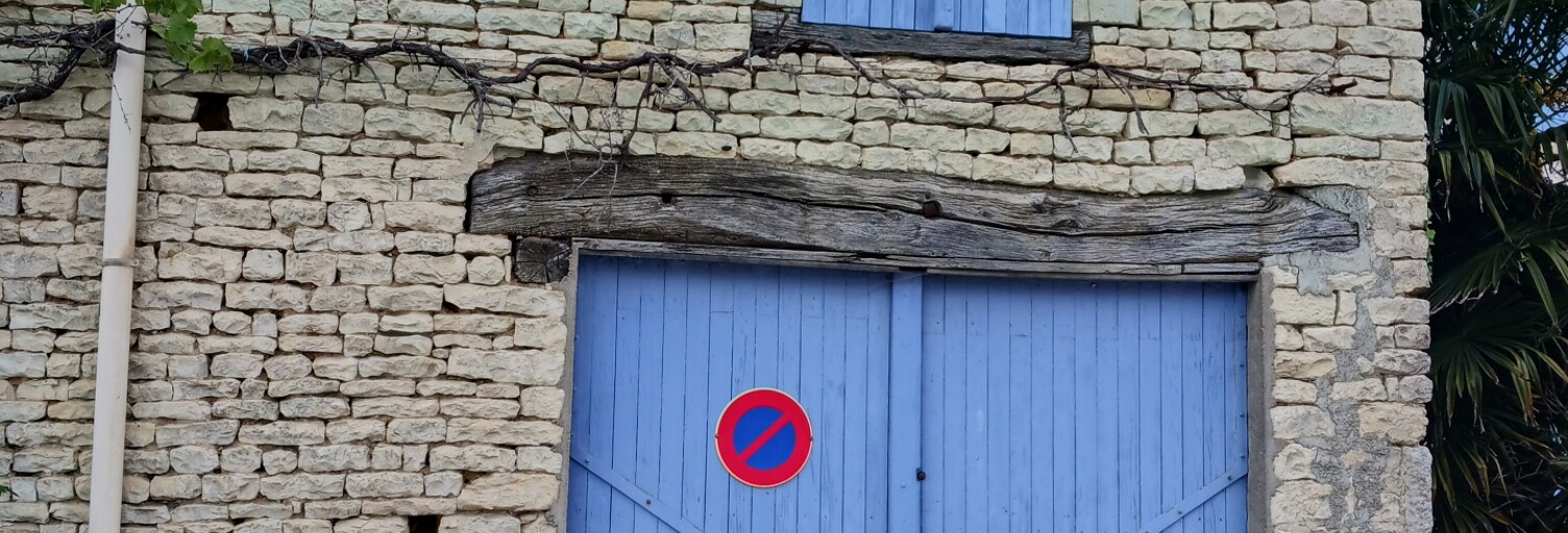 Immeuble  35 m² à vendre à Ferrières (17170)