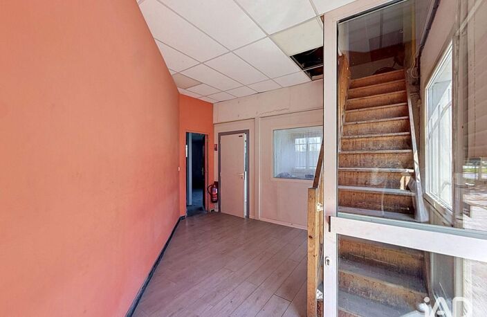 Location Hangar 500 m&sup2; — photo 4