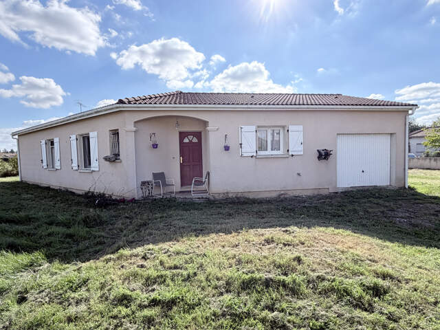 Plain pied de 2007 type F5 avec jardin et garage — photo du bien