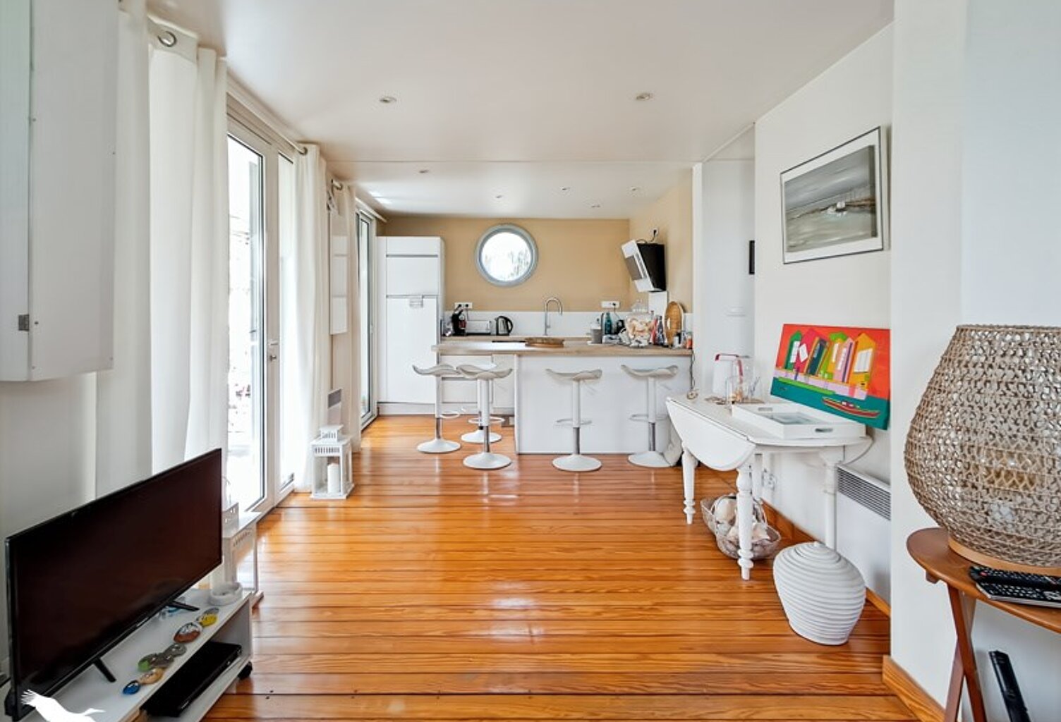 Maison art déco de 3 pièces principales — photo 1