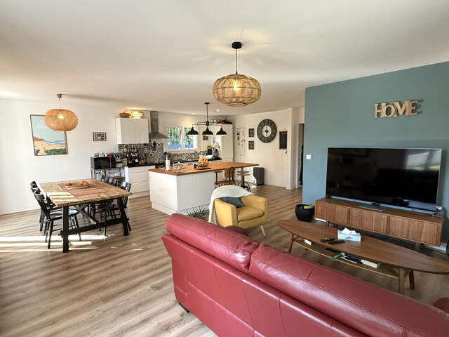 MAISON PLAIN-PIED 4 CHAMBRES - 700 M CENTRE DE MEDIS AU PRIX — photo du bien