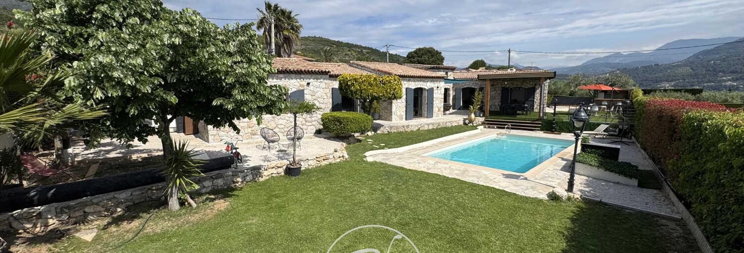 Maison 6 Pièces 152 m² à vendre à Carros (06510)