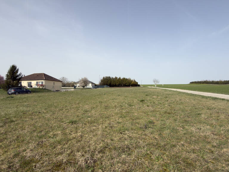 De 1 614 m2 à 5 878 m2 : Votre futur havre de paix sur mesur — photo 1