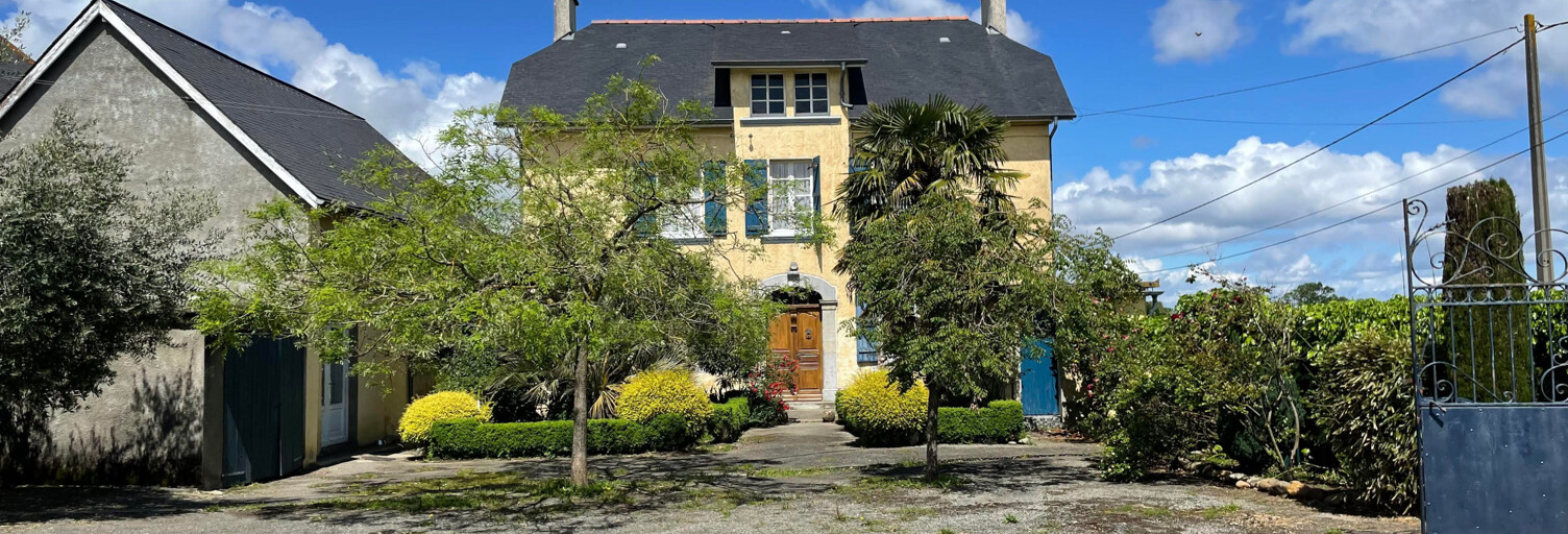Maison 8 Pièces 289 m² à vendre à Ger (64530)