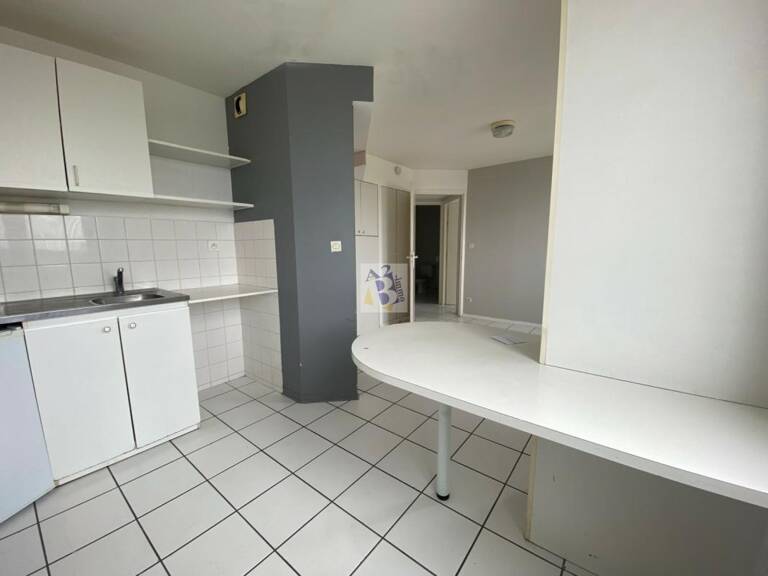 APPARTEMENT T2 ANGOULEME GARE — photo 1