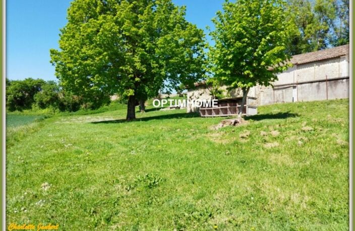 Corps de ferme au calme avec vue dégagée sur la campagne — photo 4